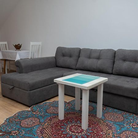 Central Apartment Konjic Esterno foto
