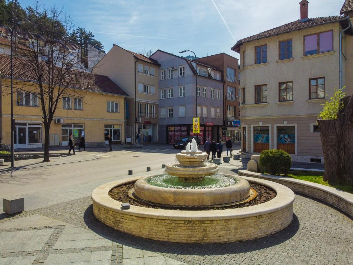 Central Apartment Konjic Esterno foto