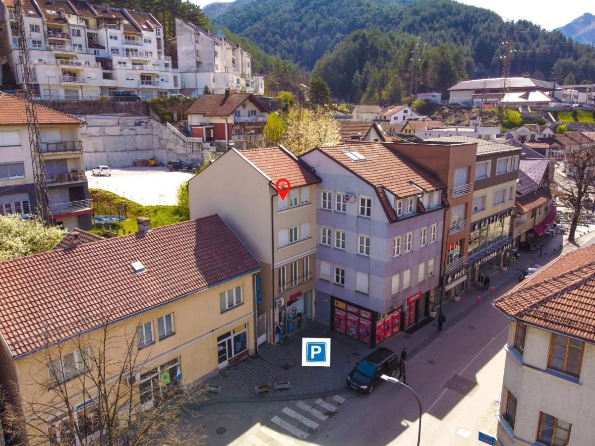 Central Apartment Konjic Esterno foto